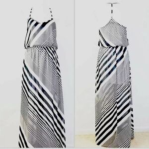 Arden B Black and White Striped Maxi Dress. Sz L (flawed)